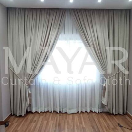 Cealing curtain