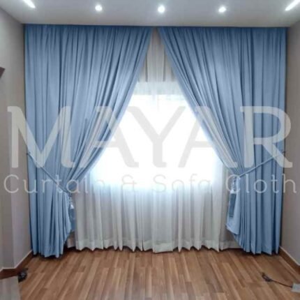 Cealing curtain